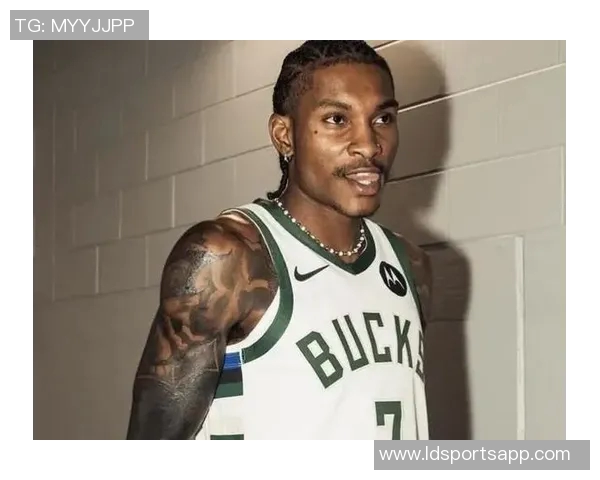 小波特半场表现出色9投5中三分命中率高达40贡献13分5板4助