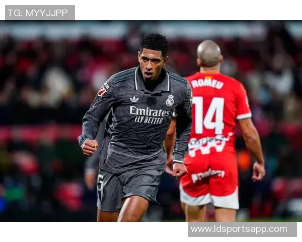 德转评选2025年最佳阵容姆巴佩领衔亚马尔与加布里埃尔入选引关注