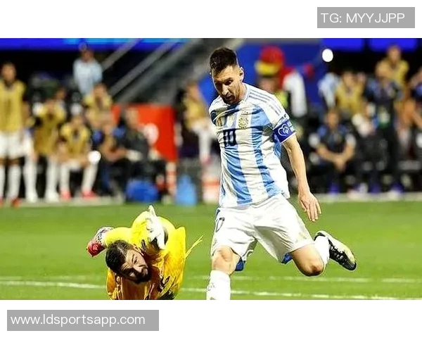 梅西与哈兰德的巅峰对决阿根廷世界杯小组赛前瞻分析 梅西与哈兰德的巅峰对决阿根廷世界杯小组赛前瞻分析