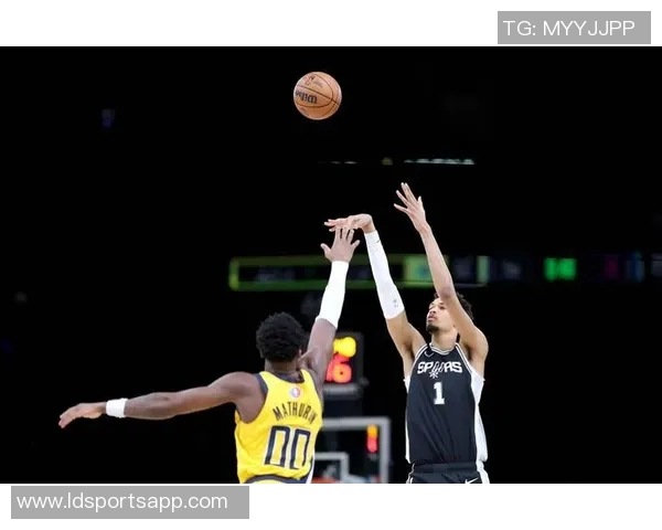 瓦塞尔表现平平三分球失准但仍贡献12分6板助球队稳定发挥 瓦塞尔表现平平三分球失准但仍贡献12分6板助球队稳定发挥