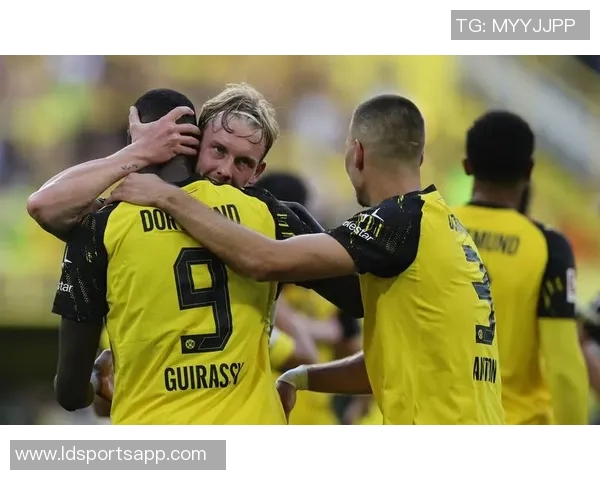 多特蒙德与RB莱比锡上半场战成平局扬库托进球吉拉西助攻